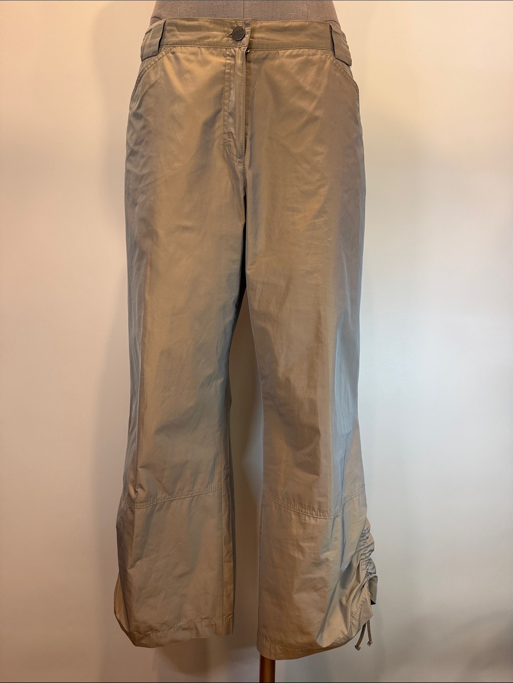 Brax Beige Capri Pants | Size 12 | Adjustable Hem